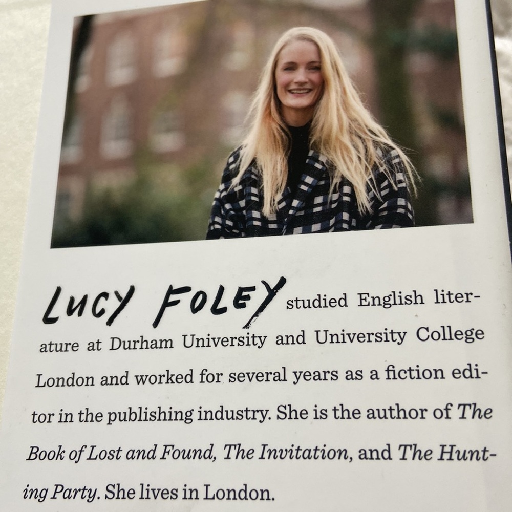 Books - Picture 9 of 10